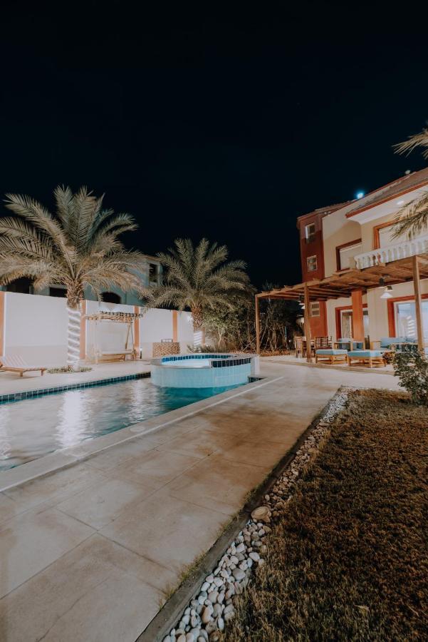 Luxury Private Villa With Pool Gurdaka Kültér fotó