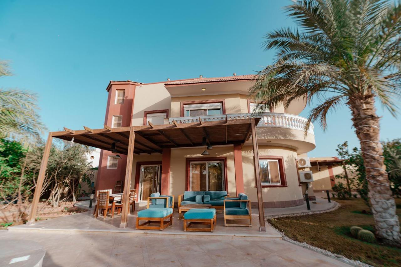 Luxury Private Villa With Pool Gurdaka Kültér fotó